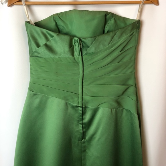 David’s Bridal Clover Green Strapless Satin Dress - Size 4 - Picture 10 of 15